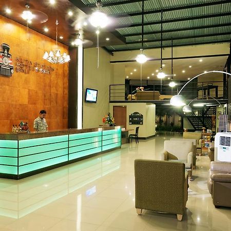 Kuta Station Hotel And Spa Bali Exterior photo